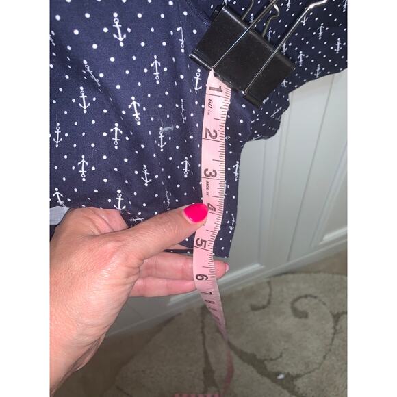 Talbots Women's‎ Petite Size 14P Navy Anchor Print Bermuda Shorts - Picture 7 of 8